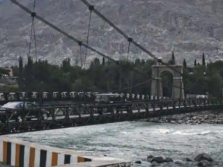 ކަޝްމީރުގައި ޗައިނާ ސަރުކާރުން ހަދަމުން އަންނަ މަގު