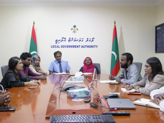 ބްރޯޑްކޮމް އިން އެލްޖީއޭ އާއެކު ބޭއްވި ބައްދަލުވުމުގެ ތެރެއިން