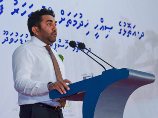 މިނިސްޓަރ އޮފް ހެލްތު އަބްދުﷲ އަމީން