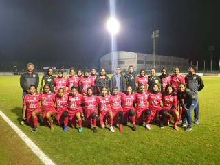 ގައުމީ އަންހެން ފުޓުބޯޅަ ޓީމް