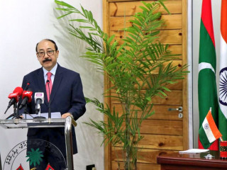 އިންޑިއާގެ ފޮރިން ސެކްރެޓަރީ  ހާރްޝް ވަރްދަން ޝްރިންގްލާ