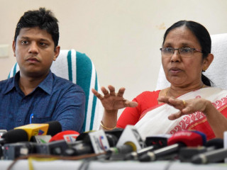 ކެރެލާގައި ކޮވިޑު މަރުތަކުގެ އަދަދު މައްޗަށް ހިނގައިދާނެ ކަމުގެ އިންޒާރު