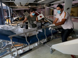 ބެއިރޫތް ހިނގި ބާރުގަދަ ގޮވުންތަކުގައި ޒަޚަމްވި މީހުންނަށް ފަރުވާދެނީ