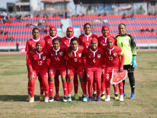 ރާއްޖޭގެ އަންހެން ފުޓްބޯޅަ ޓީމް