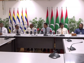 ސްޓެލްކޯއިން ބޭއްވި ނޫސްވެރިންގެ ބައްދަލުވުން