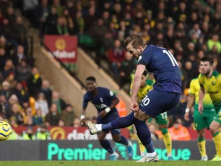 ނޯވިޗް އިން މޮރީނިއޯގެ ޓޮޓެންހަމް މޮޅުވިޔަނުދީ ހިފަހައްޓައިފި