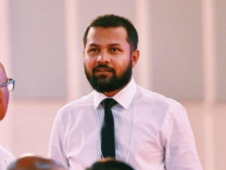 ފިޝަރީޒް މިނިސްޓްރީގެ ކޮމިއުނިކޭޝަން ޑިރެކްޓަރ އަހުމަދު ފަޒީލް