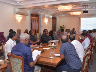 ހުކުރުދުވަހުގެ ރޭ މުލިއާގޭގައި ރައީސް ބޭއްވެވި ބައްދަލުވުން