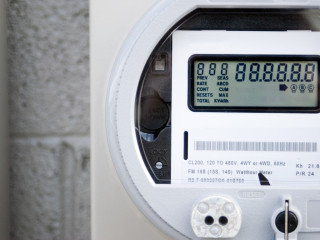 ސްމާޓް މީޓަރެއް، ސްމާޓް މީޓަރުތައް ހަރުކުރެވިގެން ދިއުމާއި އެކު ކަރަންޓު ބިލަށް އަރާވަރު އަދި ކަރަންޓު ބިލަށް އަންނަ ބަދަލުތައް އެނގޭނެ