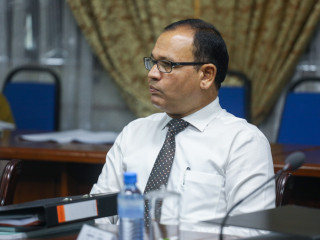 މަޑުއްވަރީ ދާއިރާގެ މެންބަރު އާދަމް ޝަރީފް އުމަރު