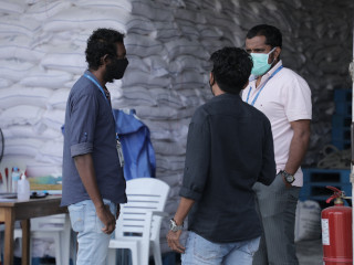 އޮފީސް މާހައުލުގައި މާސްކު އެޅުމަށާއި، ގައިދުރުކަން ބެހެއްޓުމަށް އެޗްޕީއޭއިން ވަނީ އިލްތިމާސްކޮށްފައި