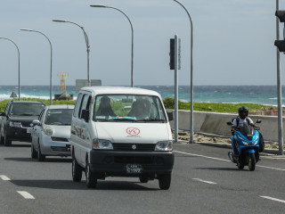 މި އެލަވަންސް ދޭން ނިންމާފައި ވަނީ އުމުރުން 18 އަހަރާއި 65 އަހަރާ ދެމެދުގެ ދިވެހިންނަށް