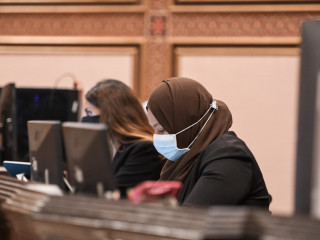 ރައްޔިތުންގެ މަޖިލީހުގެ ޖަލްސާއެއްގެ ތެރެއިން، އިދާރީ މޭޒު