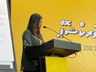 އައްޑޫ މީދޫ ދާއިރާގެ މެމްބަރު ރޮޒެއިނާ އާދަމް ވާހަކަދައްކަވަނީ