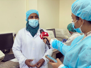 އައިޖީއެމްއެޗްގެ ސީނިއަރ ލެބޯޓްރީ ޓެކްނޮލޮޖިސްޓް ފާތިމަތު އިބްރާހިމް