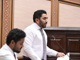 ހެލްތު މިނިސްޓަރ އަބްދުﷲ އަމީން