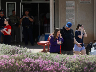 ޓެކްސަސް ގައި ހަމަލާ ދިން ސަރަހައްދުގައި ފުލުހުން ހަރަކާތްތެރިވަނީ