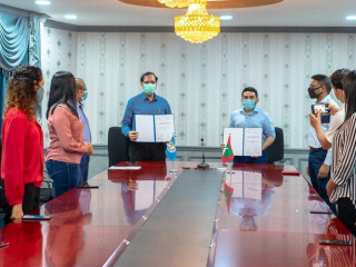 ޑަބްލިޔުއެޗްއޯއިން ރާއްޖެއަށް ސިއްހީ ތަކެތި ހަވާލުކުރަނީ