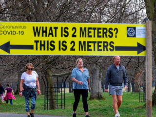 އަޔަލެންޑް އިން މުޅި ގައުމު ލޮކްޑައުން ކުރުމަކީ އެގައުމުން ކޮވިޑް-19 އިން ރައްކާތެރިވުމަށް އެޅިގެންދާ ލެވެލް 5 ގެ ފިޔަވަޅެއް