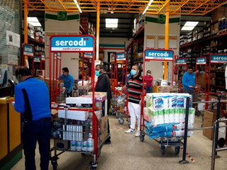 ސްޕެއިން ގައި ލޮކްޑައުން އަށް މަޑުމަޑުން ދޫ ދޭން ފަށައިފި