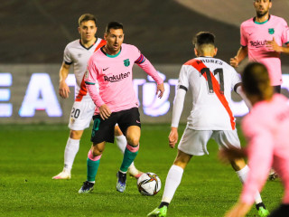 ވަޔެކާނޯ އާއި ބާސާ ބައްދަލުކުރި މެޗުގެ ތެރެއިން: މި މެޗުން ބާސާ މޮޅުވީ 2-1 ން