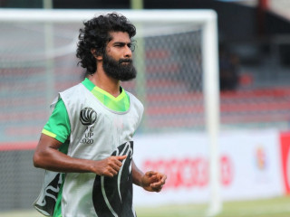 މާޒިޔާއަށް ކުޅެމުން އަންނަ ތަޖުރިބާކާރު ޑިފެންޑަރު އަޙުމަދު އަބްދުﷲ (ލިލީ)