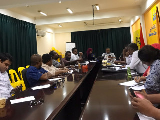 މިނިސްޓަރާއެކު ބޭއްވި ބައްދަލުވުމުގެ ތެރެއިން