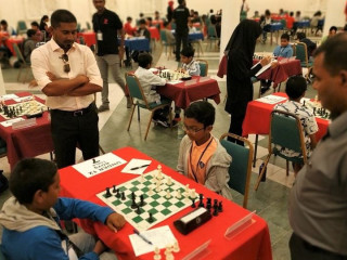 ޗެސް އެސޯސިއޭޝަނުގެ މުބާރާތެއް ކުޅިވަރާ ބެހޭ ވަޒީރު ބައްލަވާލައްވަނީ: ކޮވިޑާއި ގުޅިގެން އޮންލައިން މުބާރާތްތަކެއް ޗެސް އެސޯސިއޭޝަނުން ވަނީ ފަށާފައި