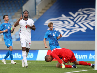 އައިސްލެންޑާއި އިންގްލެންޑް ބައްދަލުކުރި މެޗުގެ ތެރެއިން: މި މެޗުން އިންގްލެންޑް މޮޅުވީ 1-0 ން