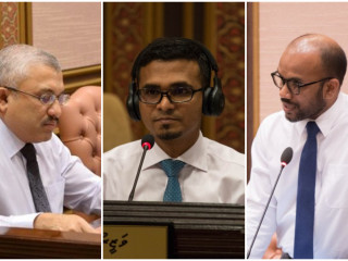 މިހާރުގެ ފިނޭންސް މިނިސްޓަރ އިބްރާހިމް އަމީރު، ރައީސް ޔާމީންގެ ސަރުކާރުގައި ދެ ބޭފުޅެއް ފިނޭންސް މިނިސްޓަރ ކަން ކުރެއްވި، އަހުމަދު މުނައްވަރު އަދި އަބްދުﷲ ޖިހާދު