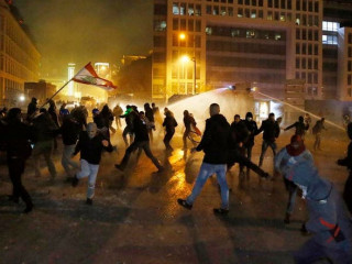 ލުބްނާންގައި ކުރިޔަށްދާ މުޒާހަރާ