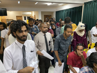 އެމްޑީޕީ އޮފީހުގައި ޕްރައިމަރީގެ ފޯމް ބަލައިގަތުމުގެ މަސައްކަތް ކުރިއަށްދަނީ