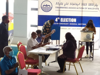 ހުކުރު ދުވަހު ބޭއްވި ސްވިމިންގ އެސޯސިއޭޝަނުގެ އިންތިޚާބުގެ ތެރެއިން