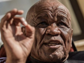 ލެސޯތޯގެ ބޮޑުވަޒީރު ތޯމަސް ތަބާނޭ