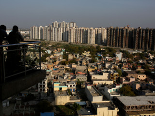 އިންޑިޔާގައި ވަނީ ކަރފިޔު ހިންގާފައި