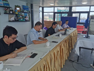 ކޮވިޑާއި ގުޅިގެން ފޮރިން މިނިސްޓަރާއި ޗައިނާގެ ސަފީރާއެކު ބޭއްވި ވީޑިއޯ ކޮންފަރެންސްގެ ތެރެއިން ޗައިނާގެ ސަފީރު އަދި އެމްބަސީގެ ބައެއް މުވައްޒަފުން ބައްދަލުވުމުގައި