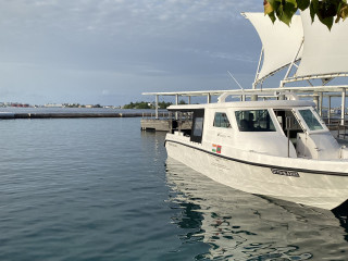 ބ ފެހެންދޫ ދަރިވަރުން ސުކޫލަށް ދިއުމަށް ހަމަޖައްސާފައިވާ ފެރީ، މިއީ 2.5 މިލިއަން ރުފިޔާ ގެ ހިލޭ އެހީގެ ޕްރޮޖެކްޓެއް