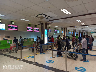 ކޮވިޑް-19 ގެ ސަބަބުން ރާއްޖޭގެ މައި އެއަރޕޯޓަށް ފަޅުކަމެއް އައި ނަމަވެސް މިހާރު އެއަރޕޯޓްގެ ހަރަކާތްތައް ވަނީ އިތުރުވާން ފަށާފައި