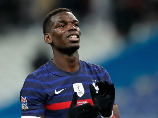 ފްރާންސުގެ ގައުމީ ފުޓްބޯޅަ ޓީމުގެ މިޑްފީލްޑަރު ޕައުލް ޕޮގްބާ