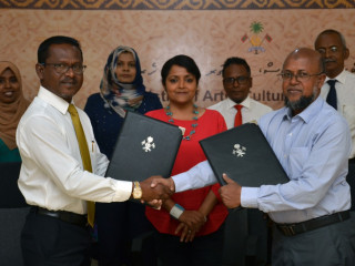 ކަޅުވަކަރު މިސްކިތުގެ މަސައްކަތް އަމޭން މޯލްޑިވްސްއާއި ހަވާލުކުރުން
