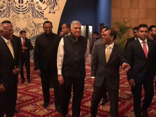 ސްރީލަންކާގެ ބޮޑުވަޒީރު ރަނިން ވިކްރަމަސިންހަ އާއި ރައީސް ނަޝީދު