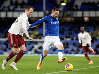 އެވަޓަނާއި އާސެނަލް ބައްދަލުކުރި މެޗުގެ ތެރެއިން: މި މެޗުން އެވަޓަން މޮޅުވީ 2-1 ން