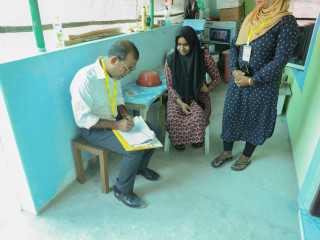 ލޯކަލް ކައުންސިލް އިންތިހާބުގެ ކެމްޕޭނުގައި ނަޝީދު ރަށަކަށް ކުރެއްވި ދަތުރުފުޅެއްގެ ތެރެއިން