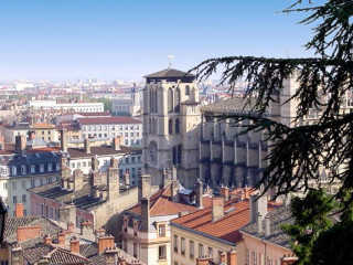 ފަރަންސޭސްވިލާތުގެ ލިޔޯން ސިޓީ ސެންޓަރު