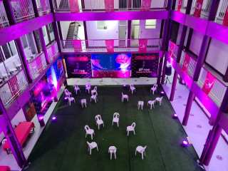 މާލޭގައި ވޯޓުލުން ކުރިޔަށްދާނީ ޢިއްޒުއްދީން ސުކޫލުގައި