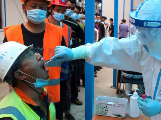 ެބެއިޖިންގ ގައި ކޮވިޑް-19 އަށް ބަޔަކު ޓެސްޓް ކުރަނީ