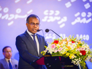 އުއްތަމަ ފަނޑިޔާރު ޑރ. އަހްމަދު އަބްދުﷲ ދީދީ