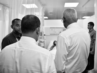 President Solih visited the area in which the fire broke out, a little after the fire was extinguished