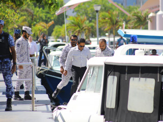 ކުރީގެ ރައީސް ޔާމީން މާފުށީ ޖަލަށް ގެންދަނީ