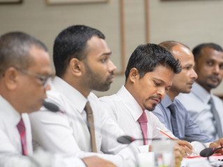 ސަަރުކާރުގެ މަސްއޫލިއްޔަތު އަދާކުރަ މިންވަރު ބަލާ ކޮމިޓީން ބޭއްވި ބައްދަލުވުމުގެ ތެރެއިން